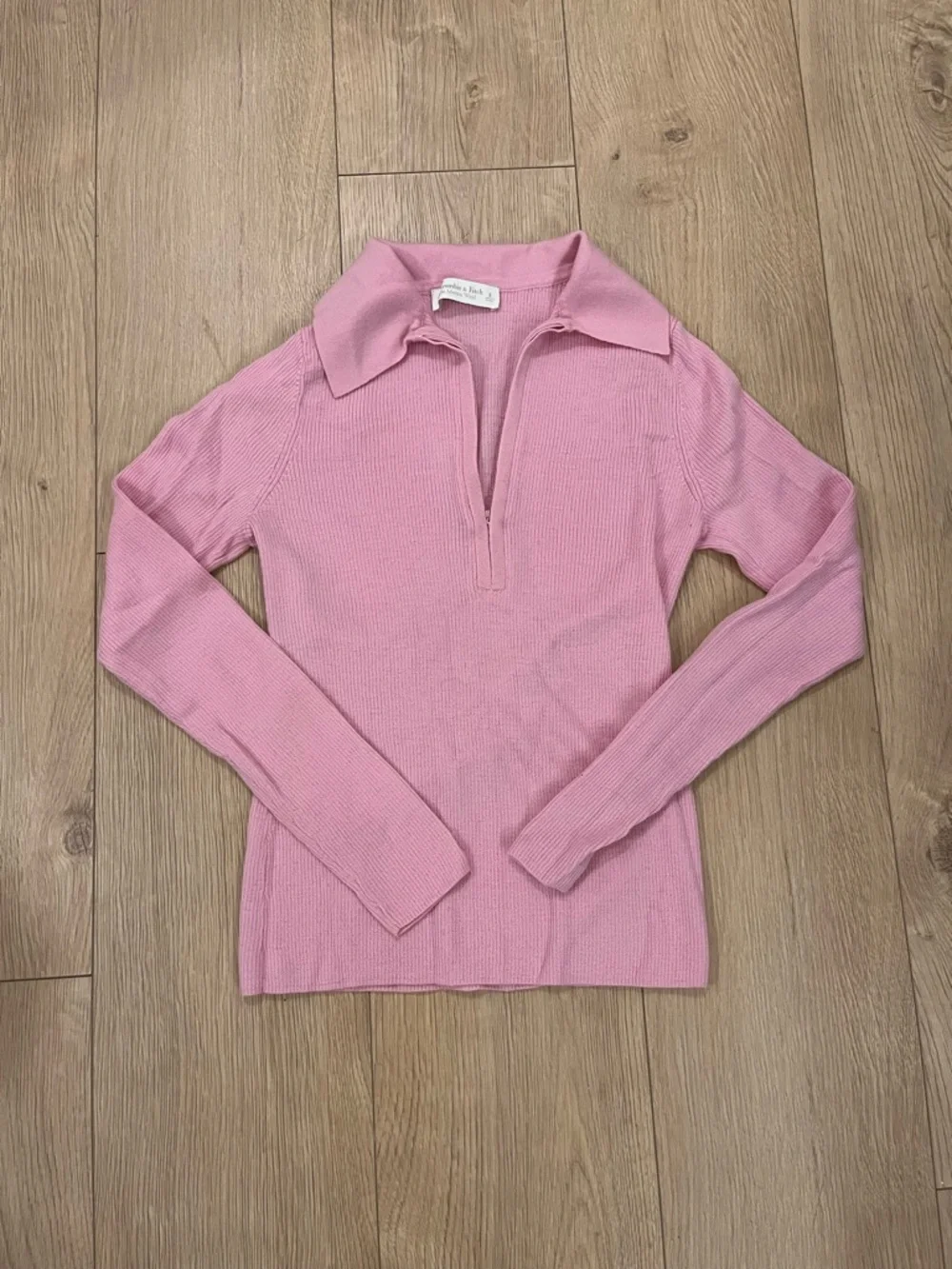 Merino Wool Half-Zip Polo - Picture 2 of 5